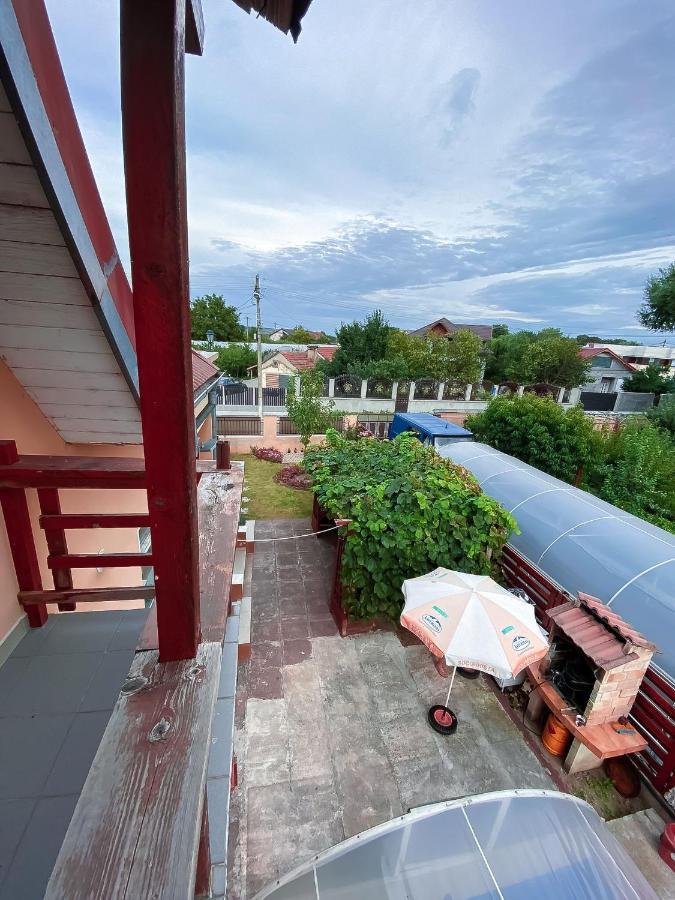 Cosy Bedroom For 2 With Balcony In A Family Villa Turnu Magurele Luaran gambar