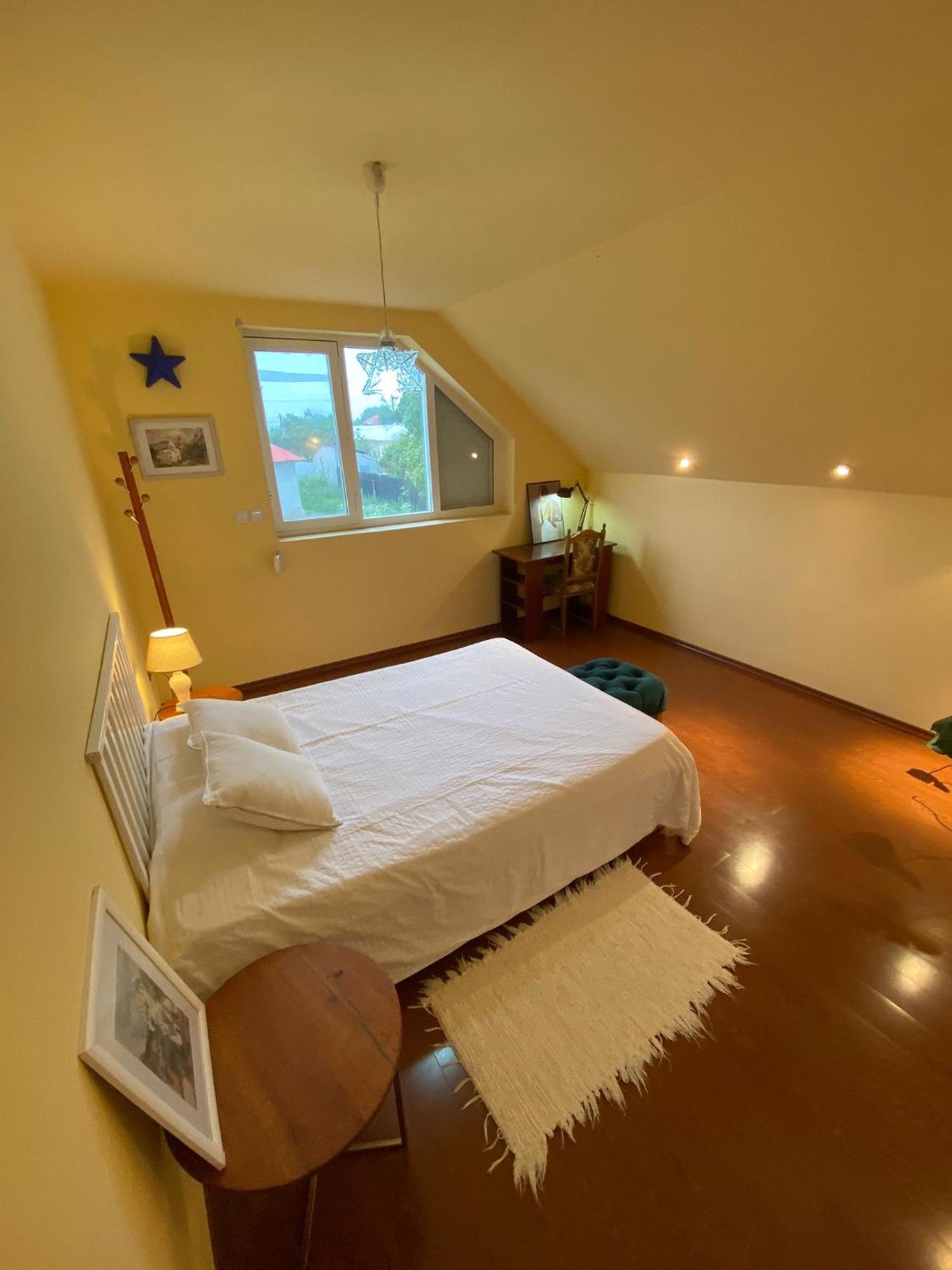 Cosy Bedroom For 2 With Balcony In A Family Villa Turnu Magurele Luaran gambar
