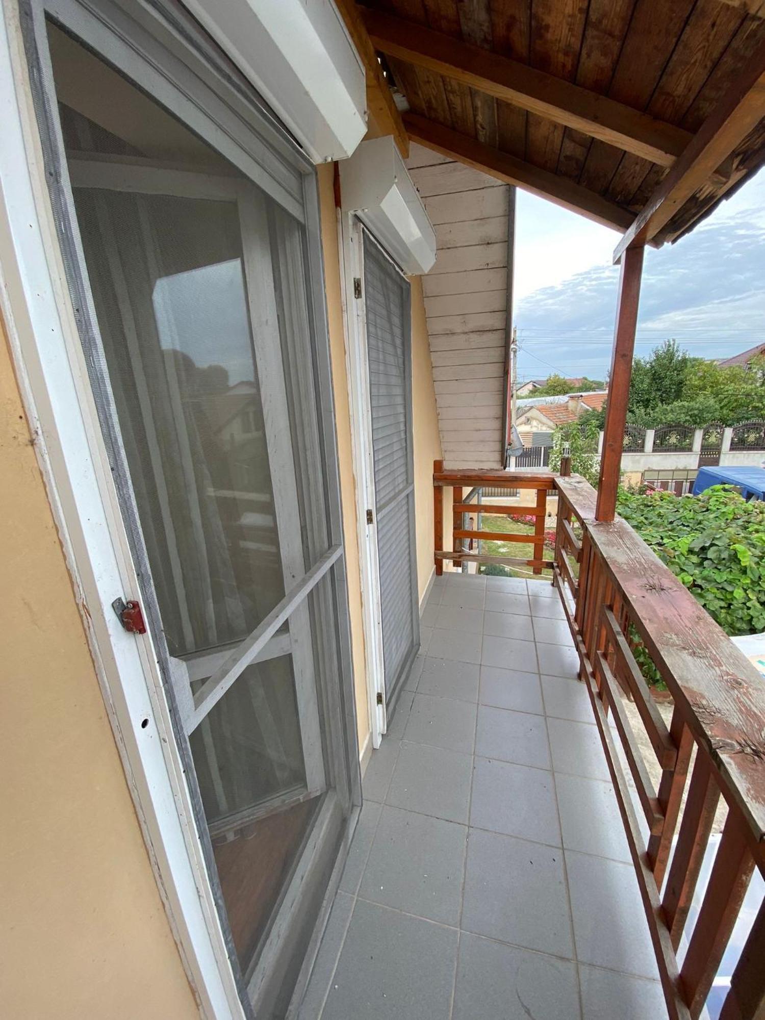 Cosy Bedroom For 2 With Balcony In A Family Villa Turnu Magurele Luaran gambar